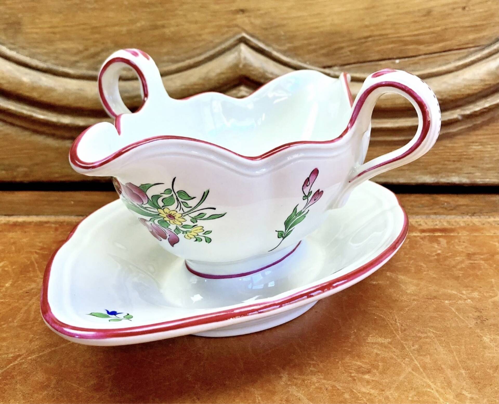 Old sauceboat earthenware Lunéville model lantern pink tulip