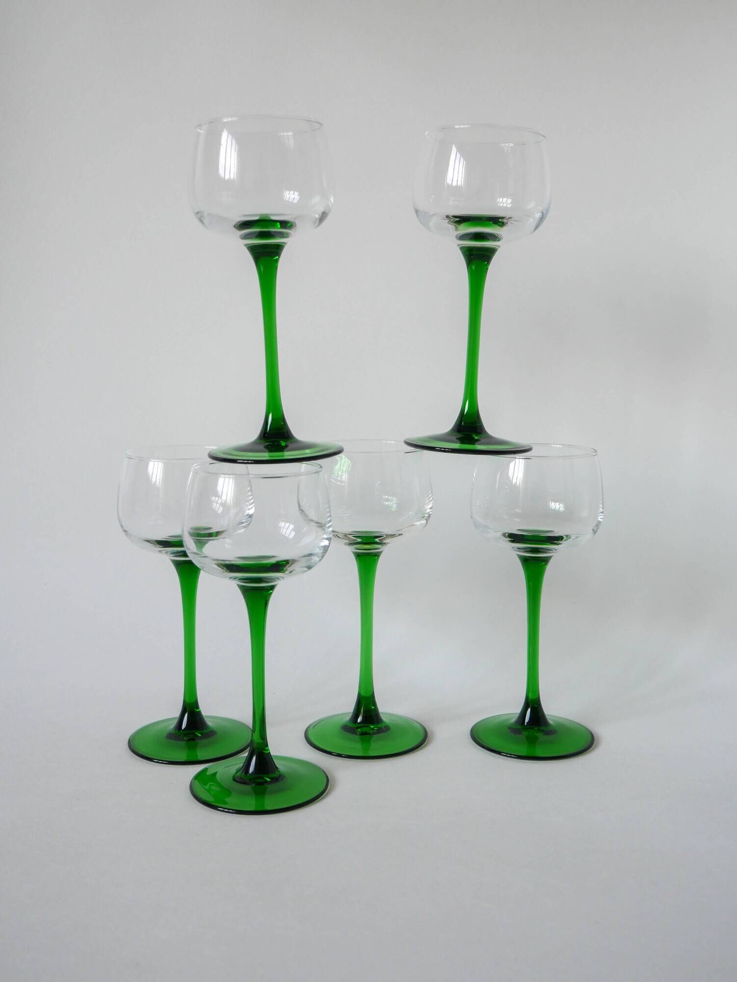 set of 6 green stemmed glasses Made in France Luminarc 1970