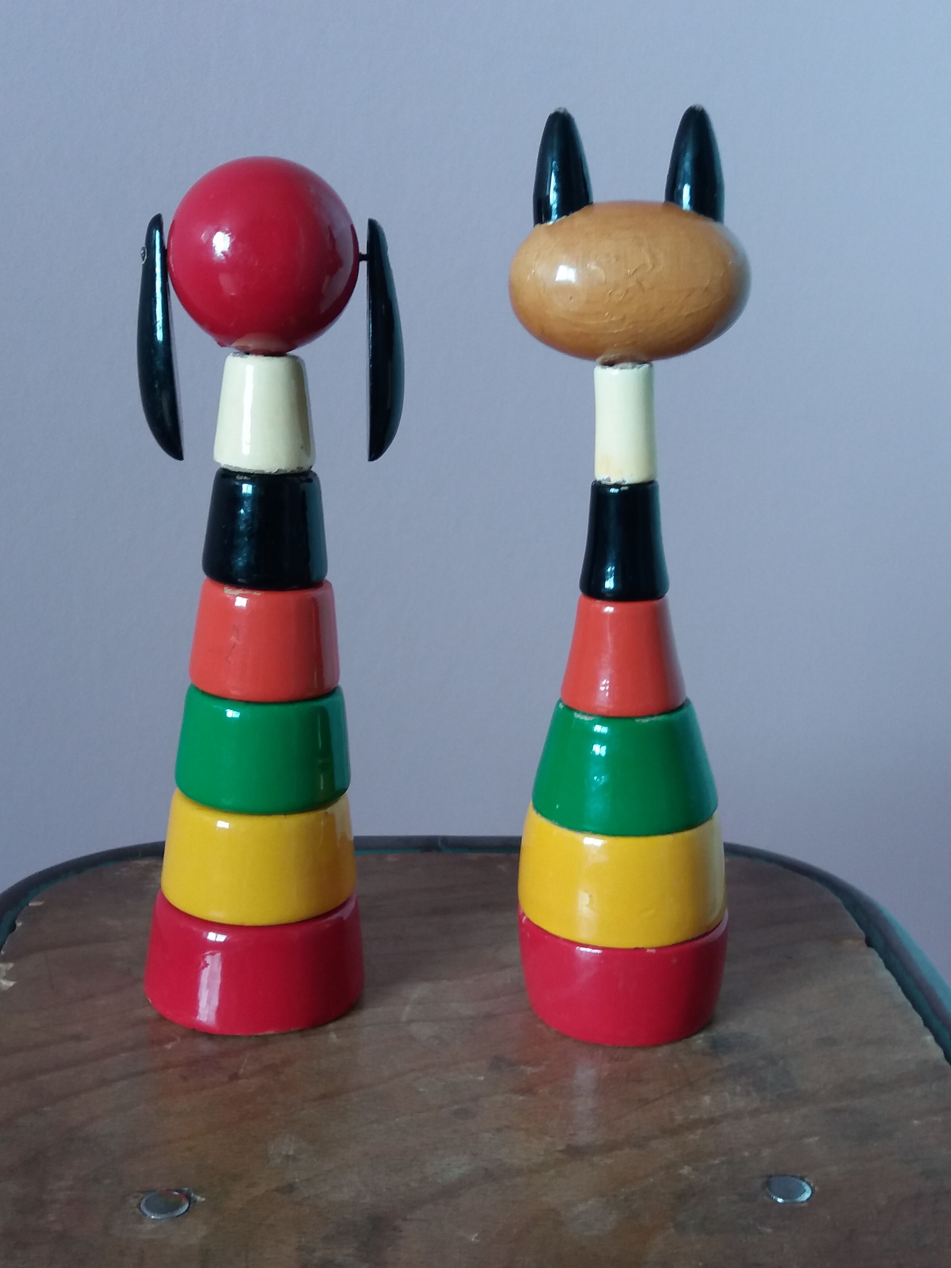 Wooden cat and dog stack toys