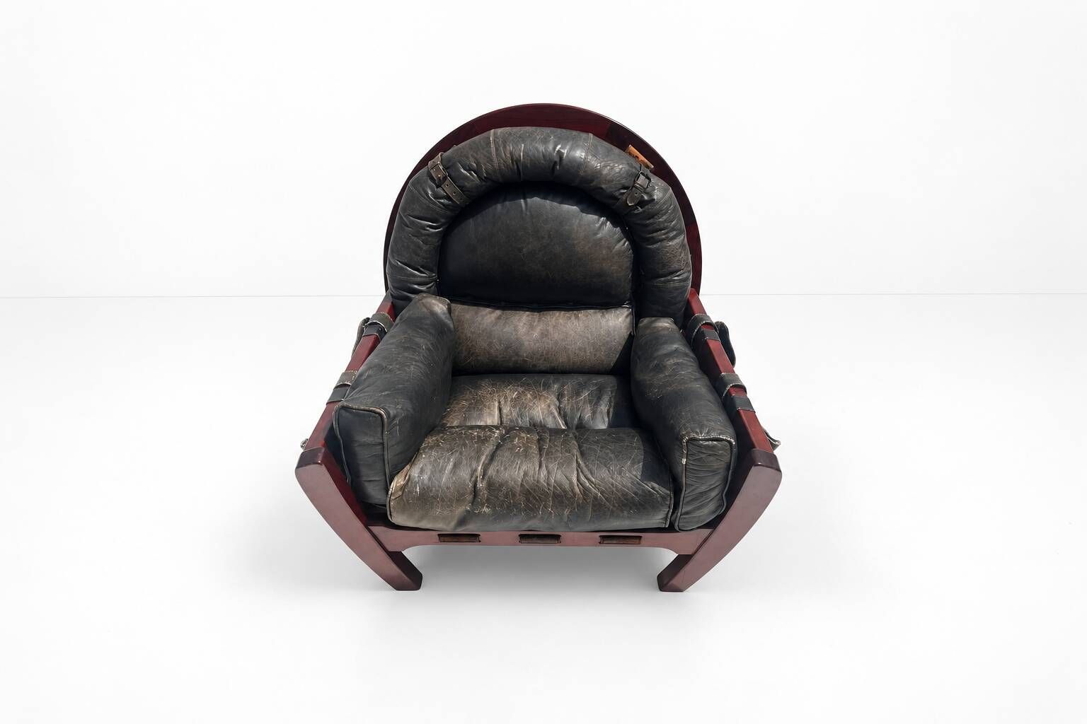 Italian Mid-Century Modern pair of ‘Rancero’ lounge chairs from Luciano Fri