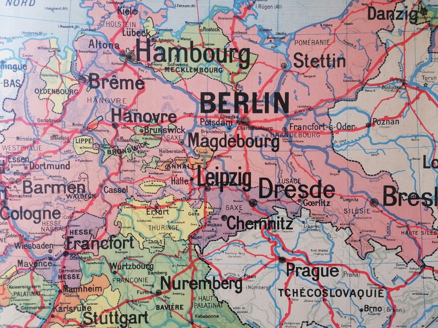 Old Vidal Lablache school map of Germany n°27.