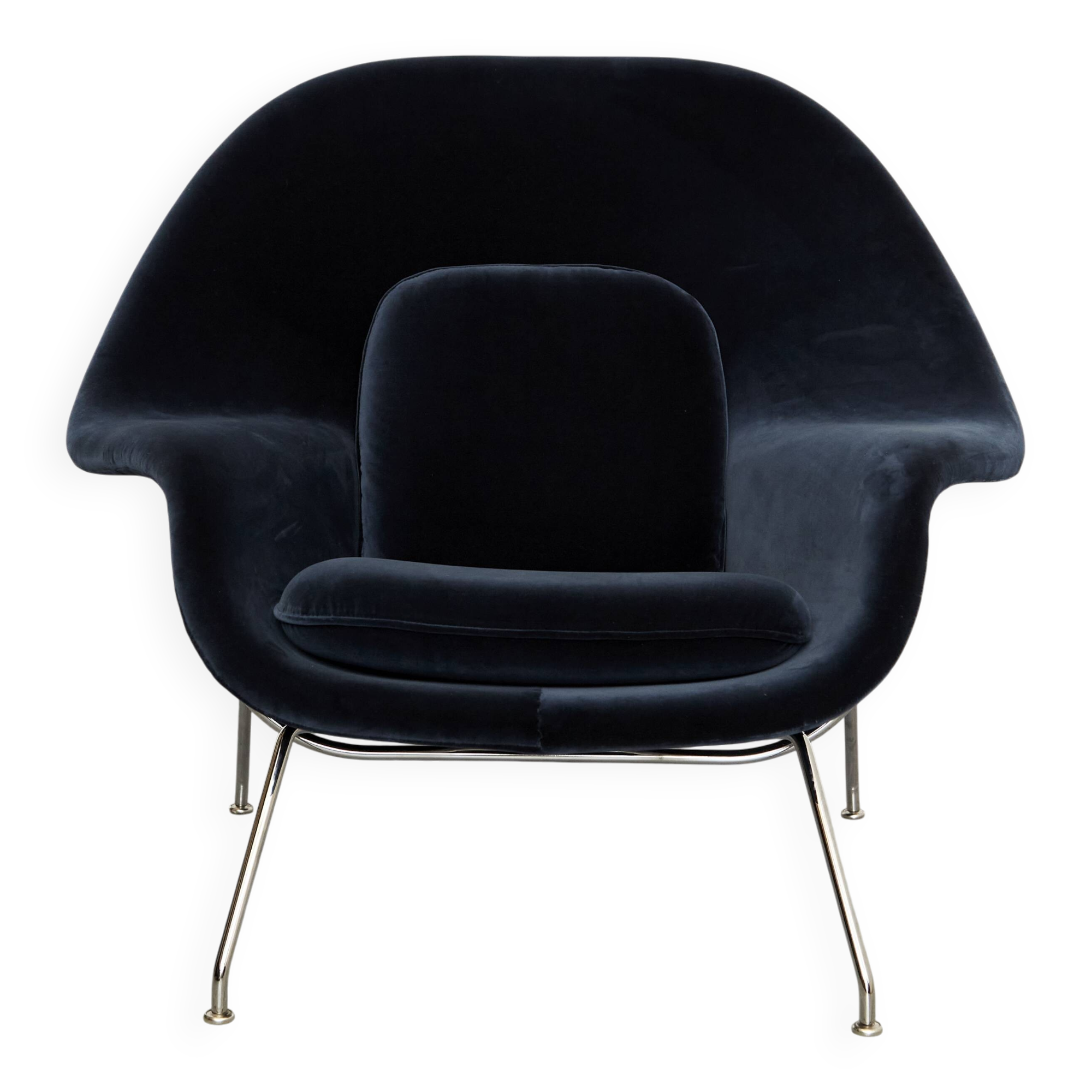 Eero Saarinen Womb Chair for Knoll International