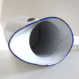 White enamelled former broc