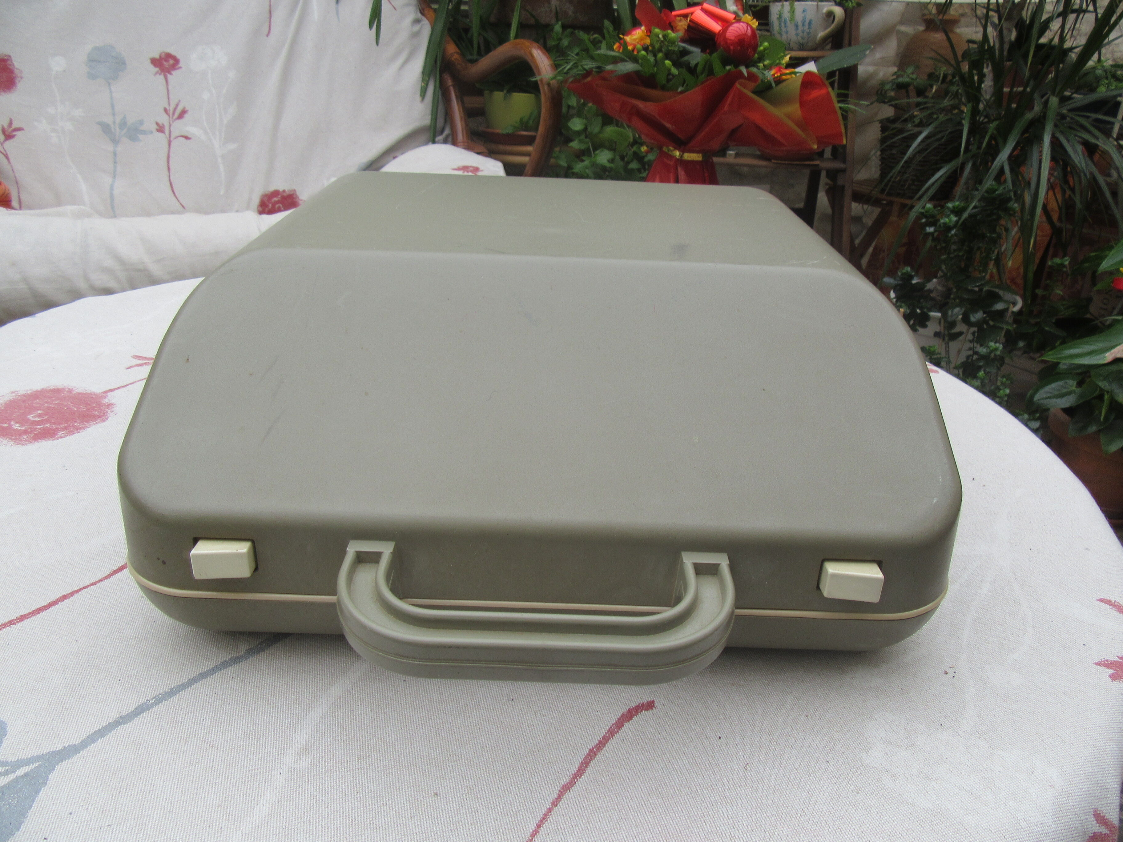 Typewriter underwood 319