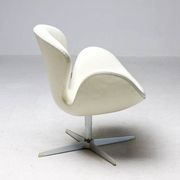 Arne Jacobsen – Swan Chair 50th Anniversary, champagne, limited edition, 2008
