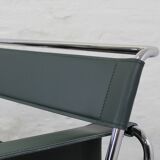 Poltrona Wassily Green Marcel Breuer Knoll