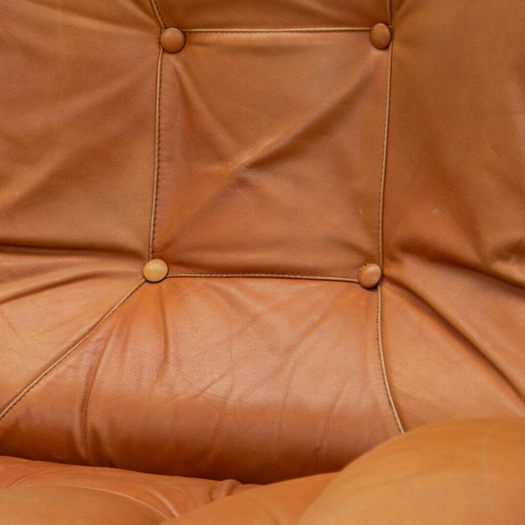 Fauteuil lounge Corolla italien par I.P.E. années 1970