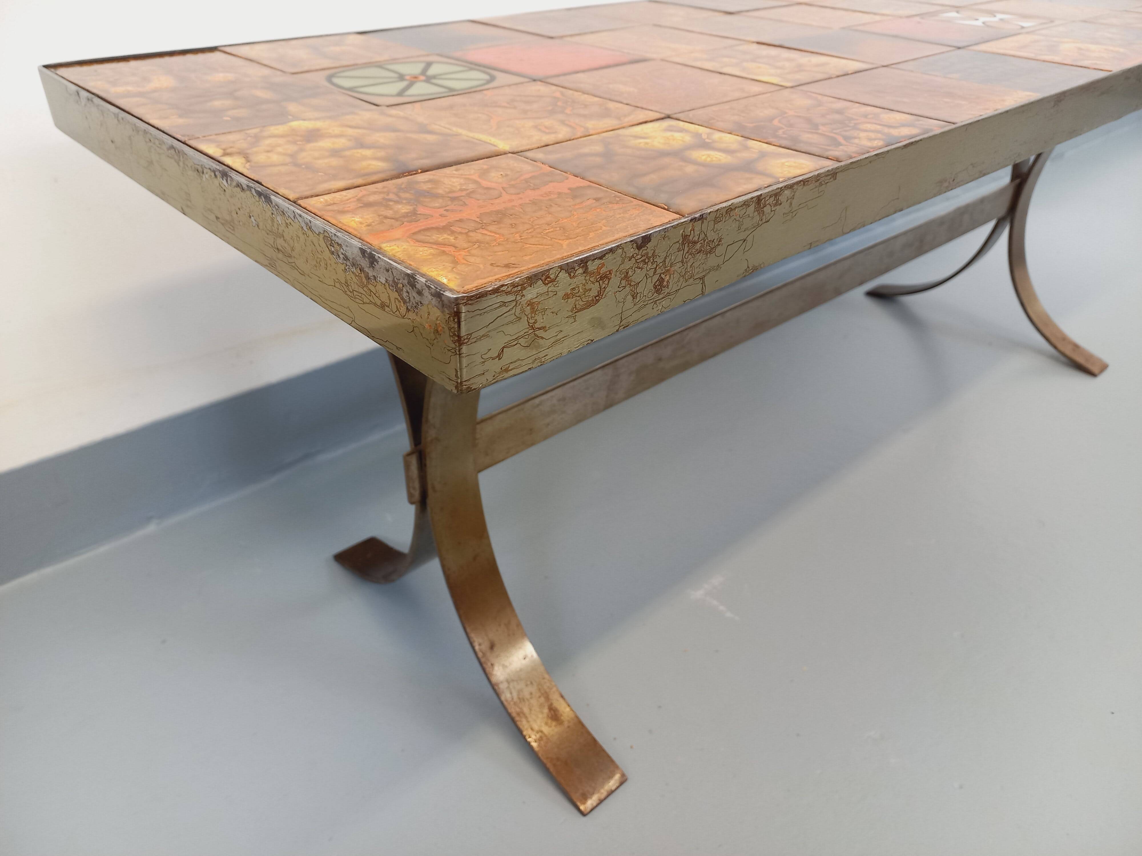 Vintage rectangular coffee table by Roche-Bobois in steel and ceramic.