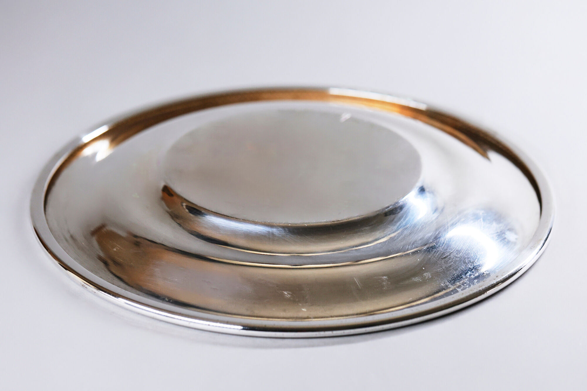 Dish with lid in silver plated copper by Silverware of France