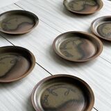 6 assiettes à fromages grès de l'Arnon.