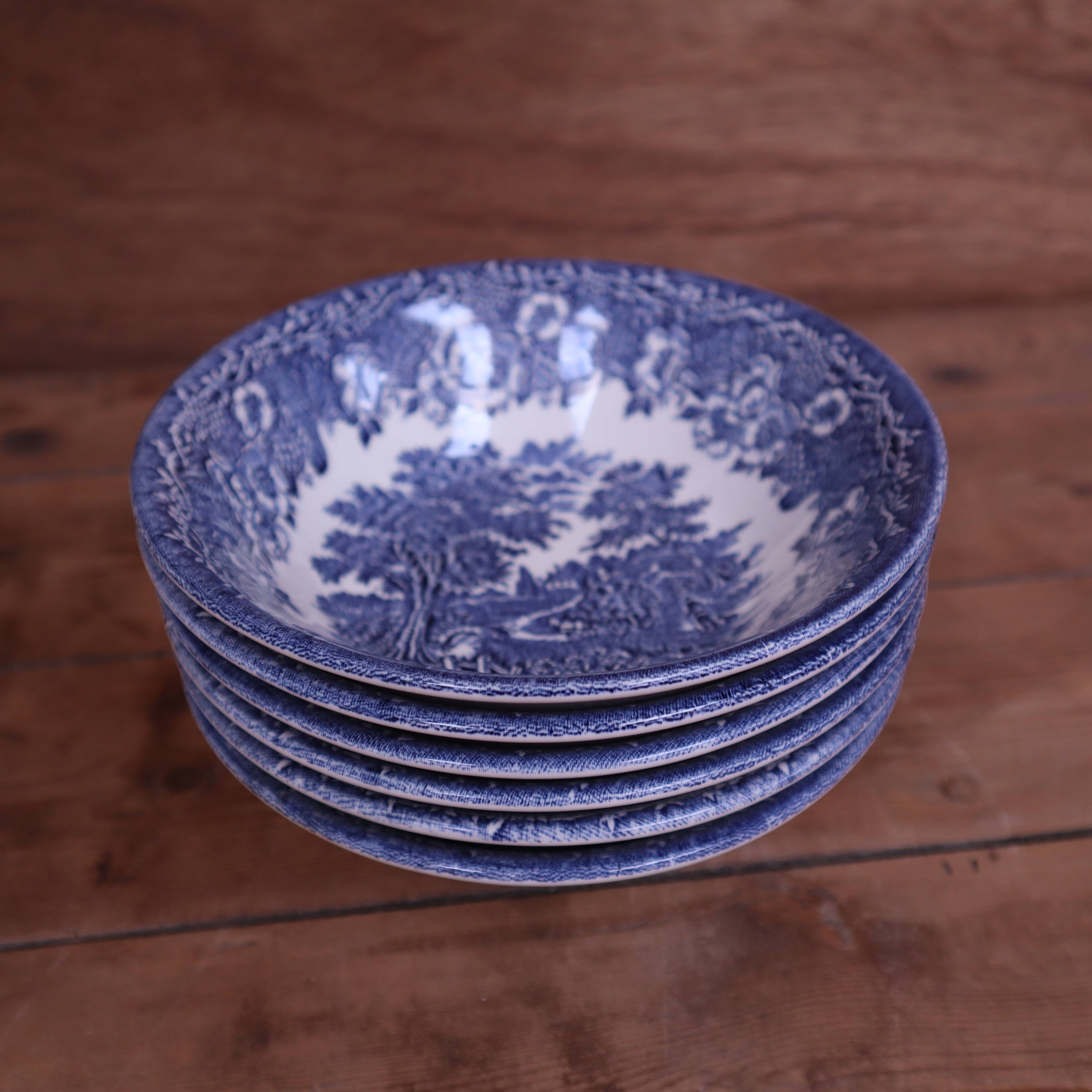 6 vintage bowls EIT England - Staffordshire / Wedgwood style
