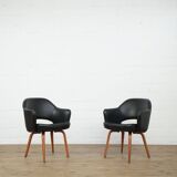 Ensemble de deux fauteuils en cuir Eero Saarinen pour Knoll
