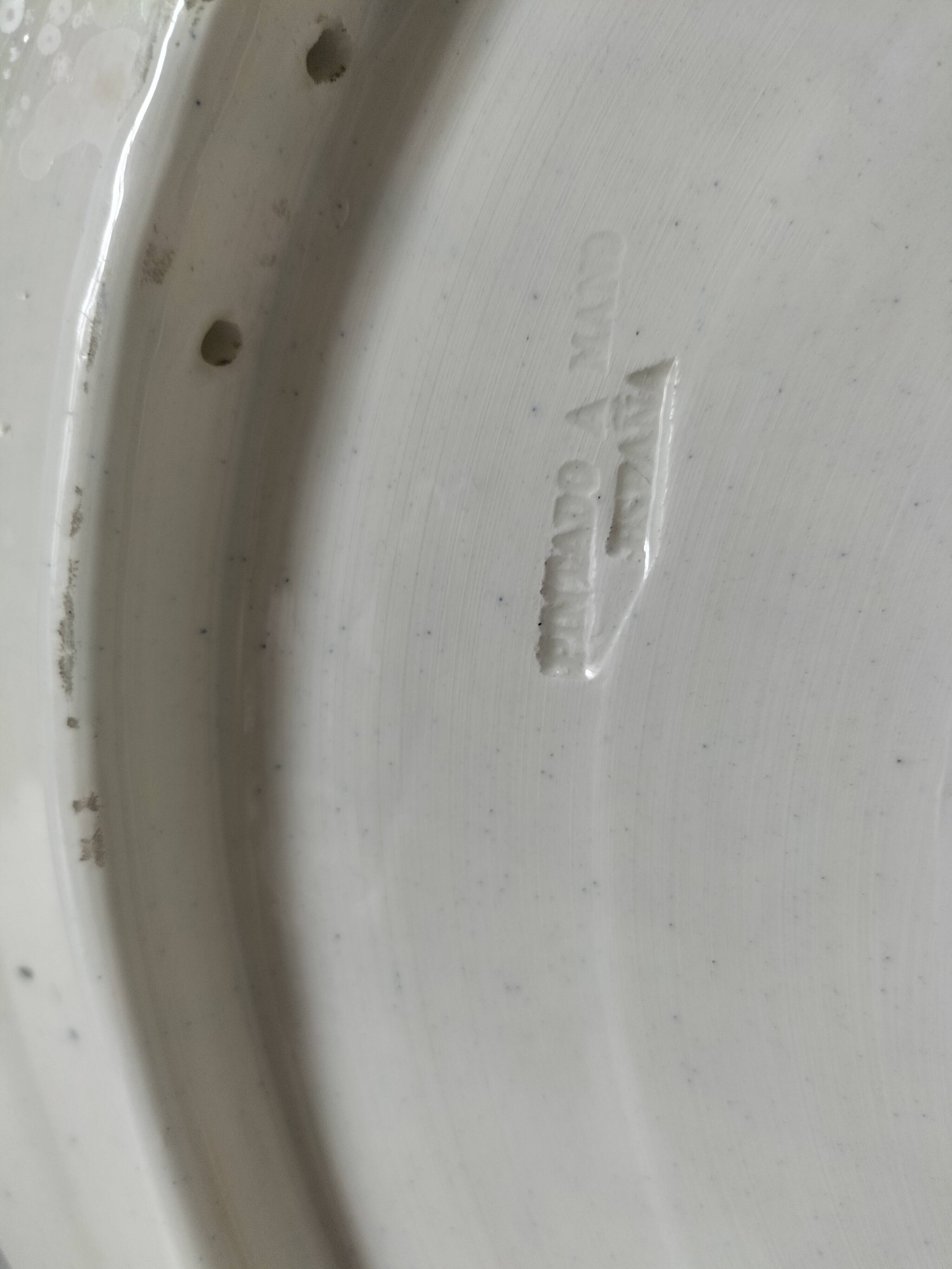 Large Talavera-decorated dish – Spain