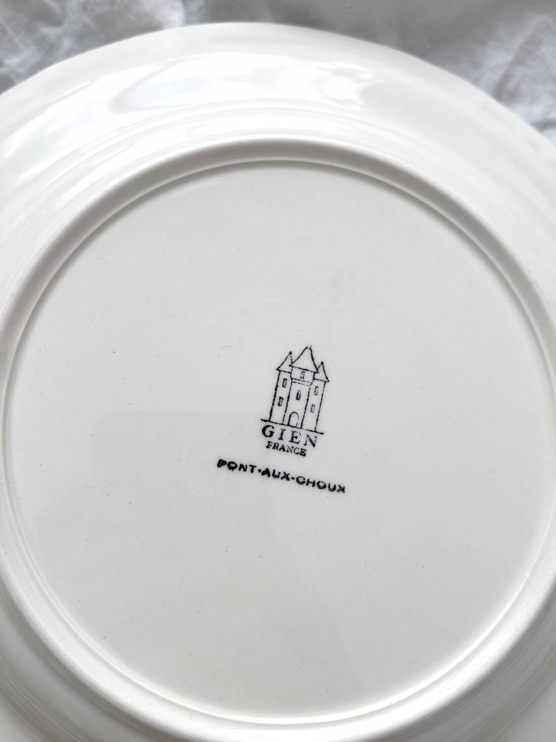 2 ivory “Pont aux Choux” soup plates, Gien earthenware