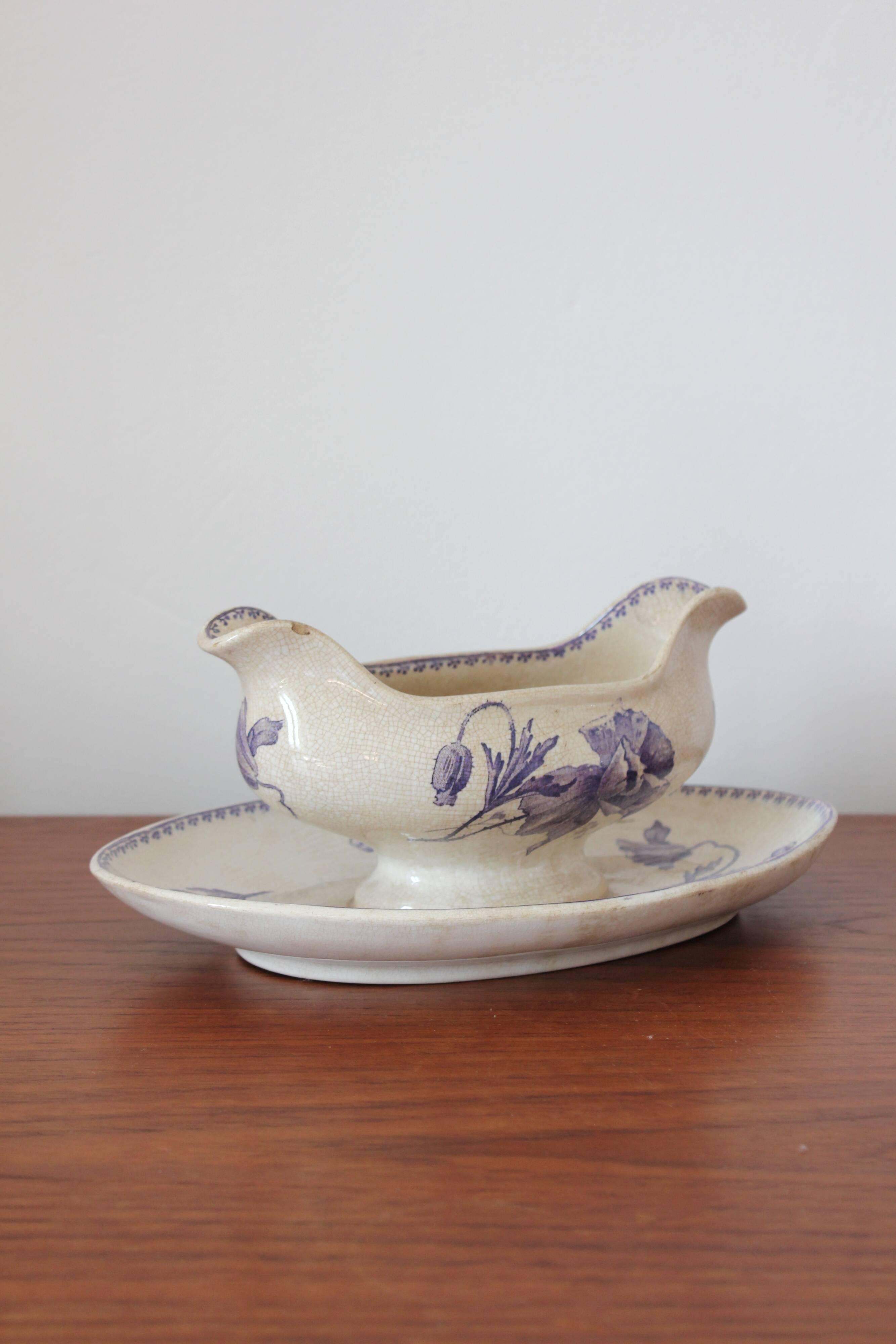 U&C Sarreguemines "Féria" iron clay sauce boat