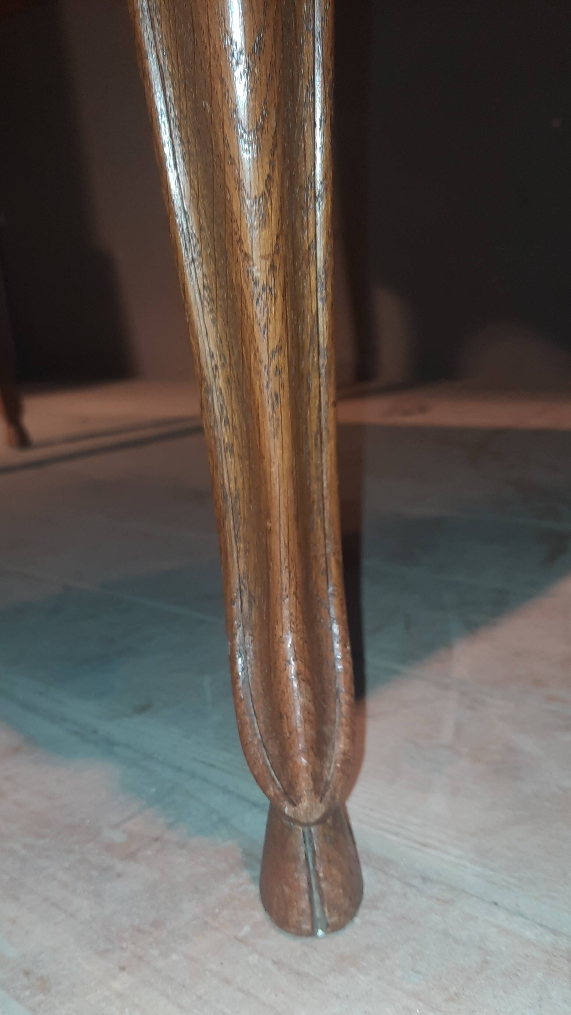 Louis XV style solid oak chest of drawers