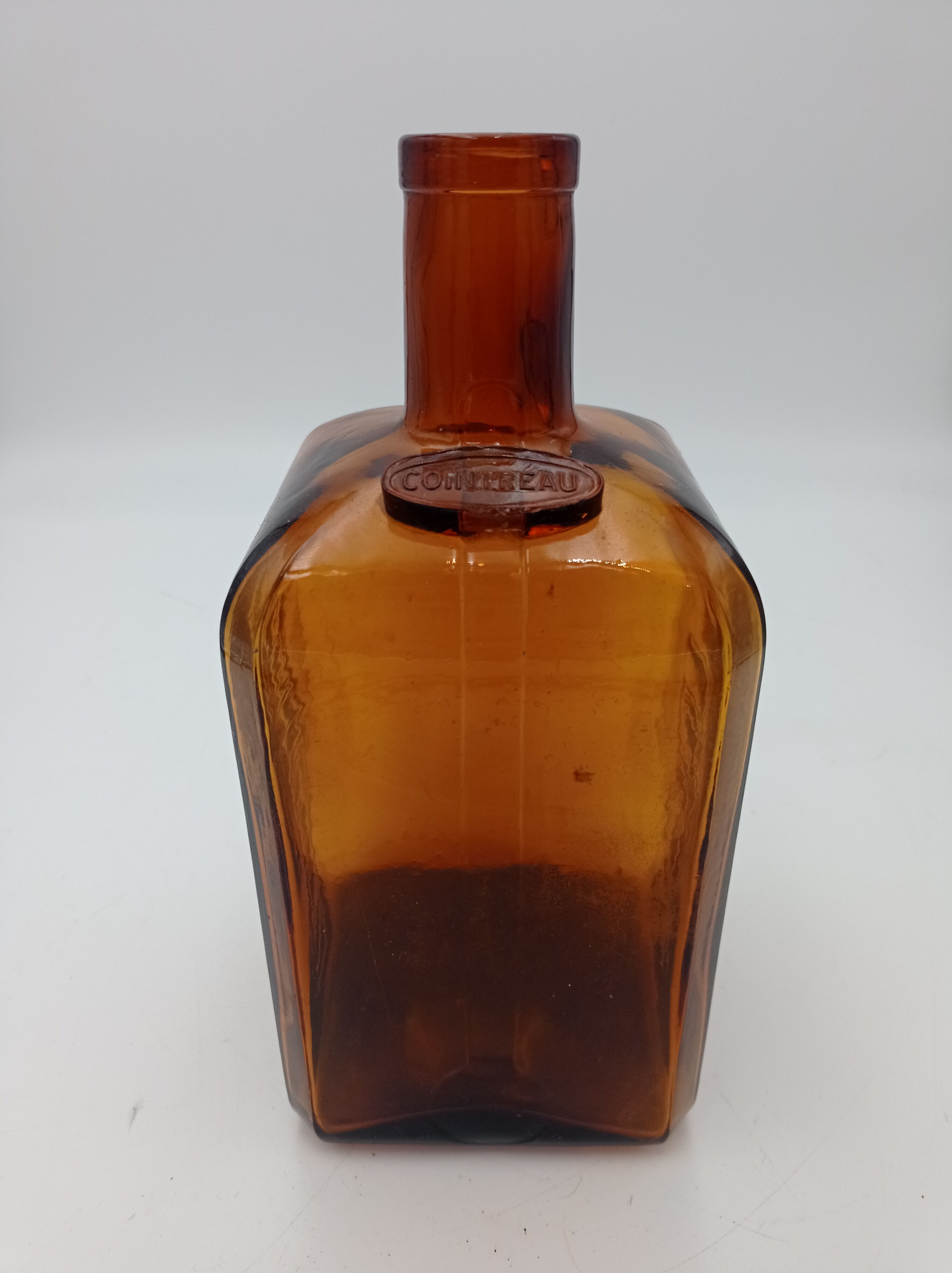 Bouteille ambrée Cointreau