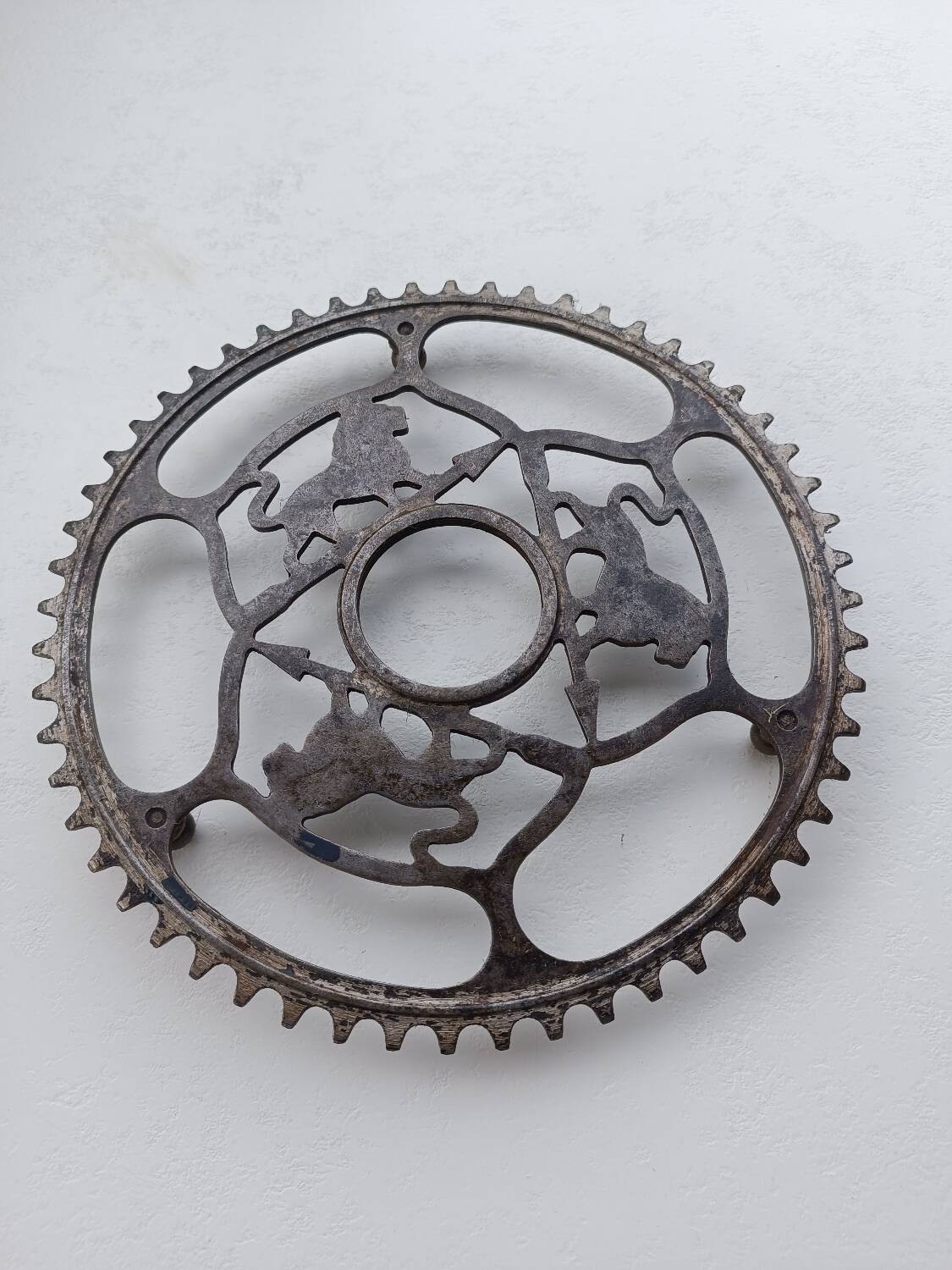 Peugeot trivet