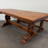 Farmhouse table and its 2 benches