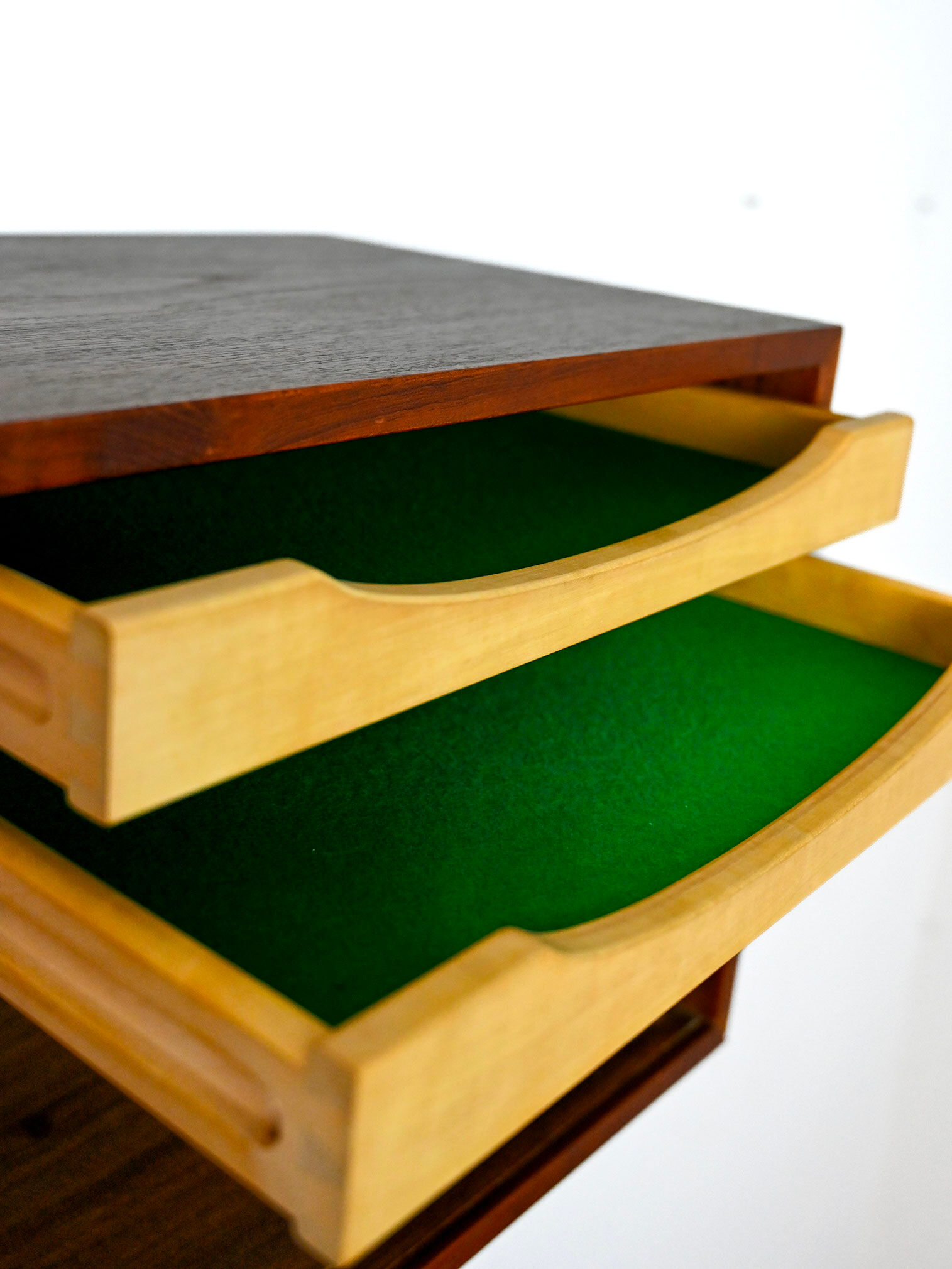 Vintage wall-mounted cabinet