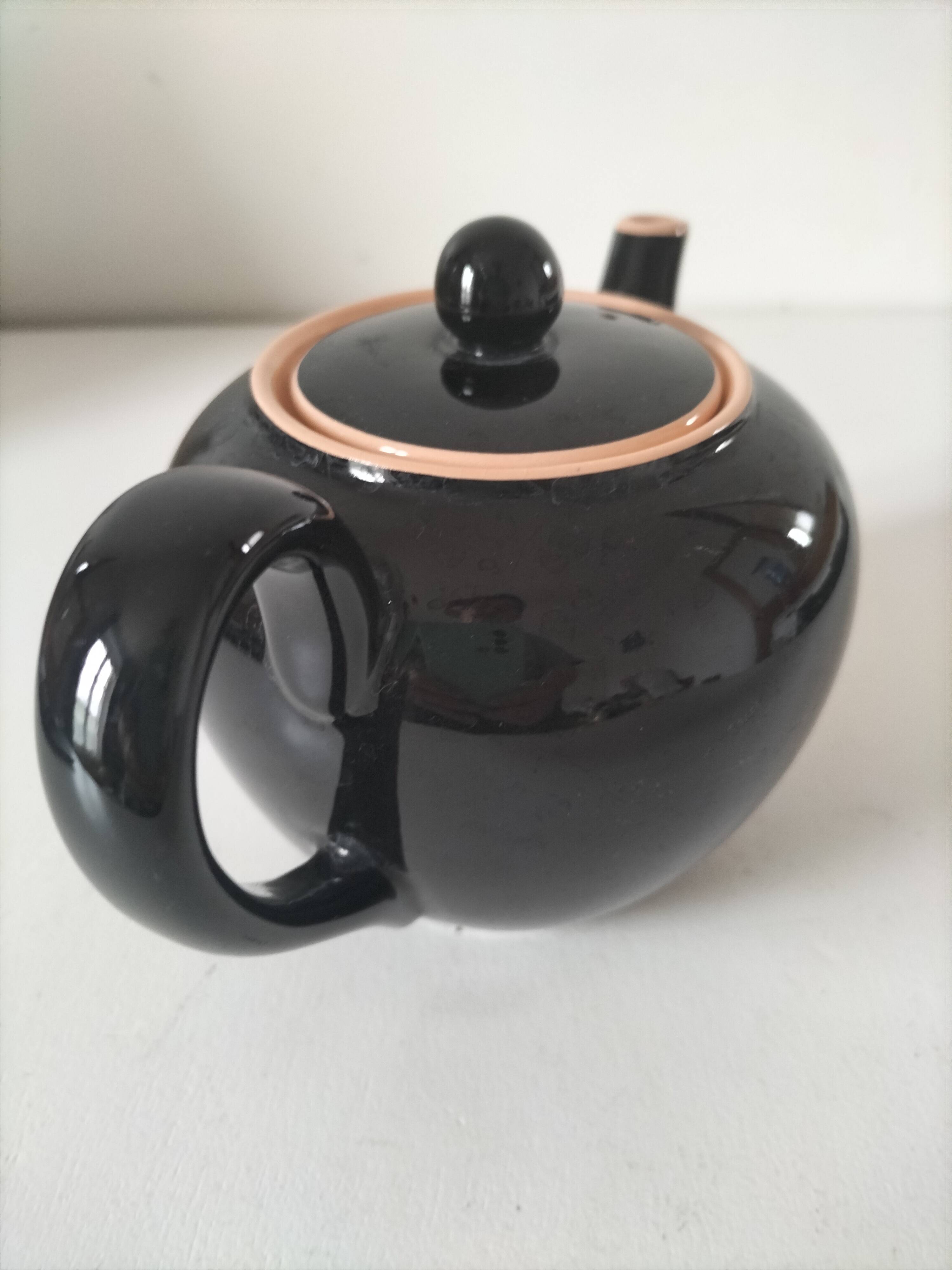 Vintage Biarritz Villeroy & Boch Mettlach teapot, black & salmon
