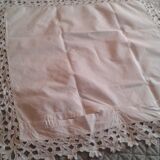 Superb lin's tai. Richelieu flowers embroidery, ML monogram