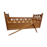Oak crib, compass feet