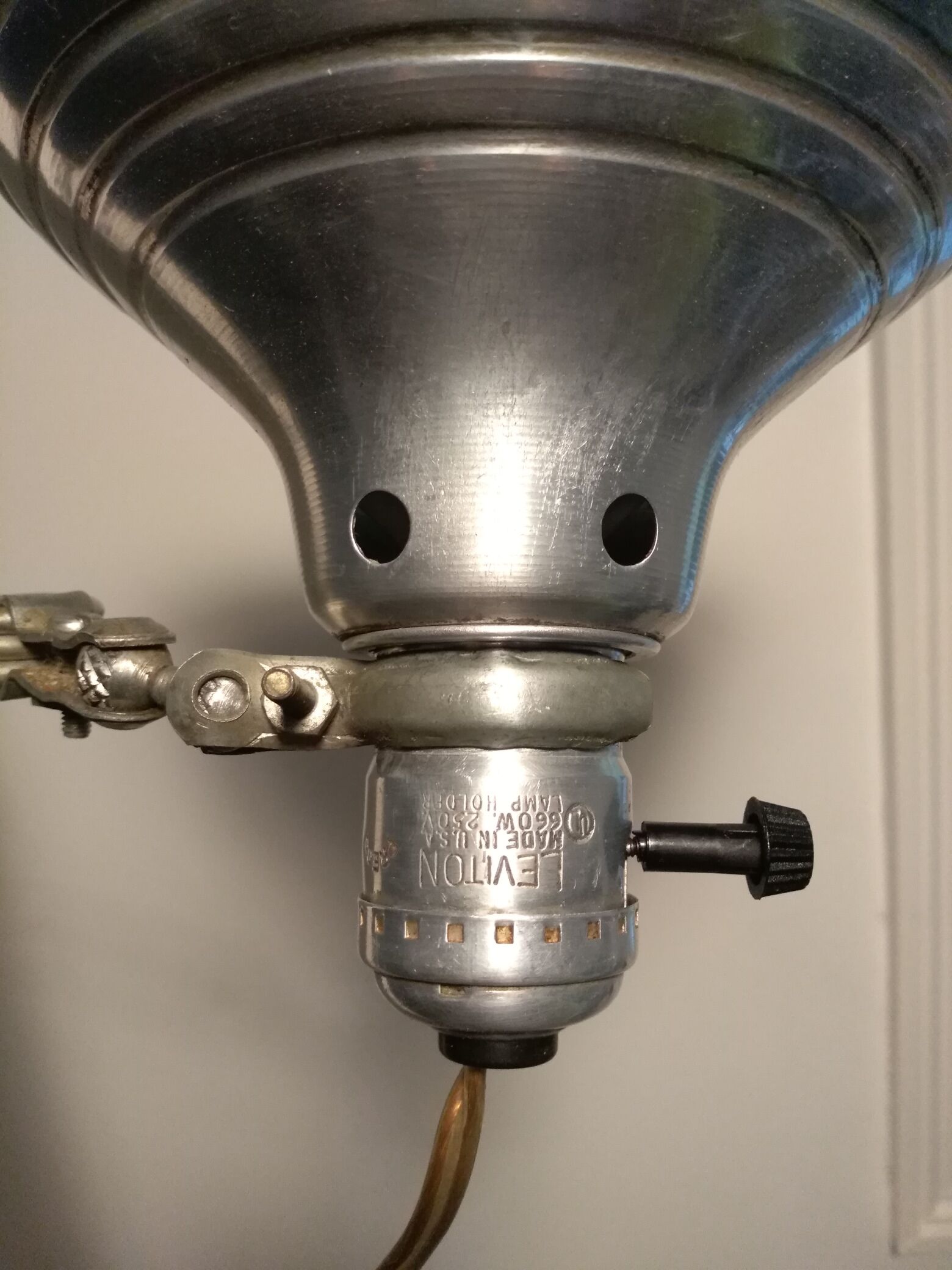 Aluminum walkman year 40/50 . leviton usa