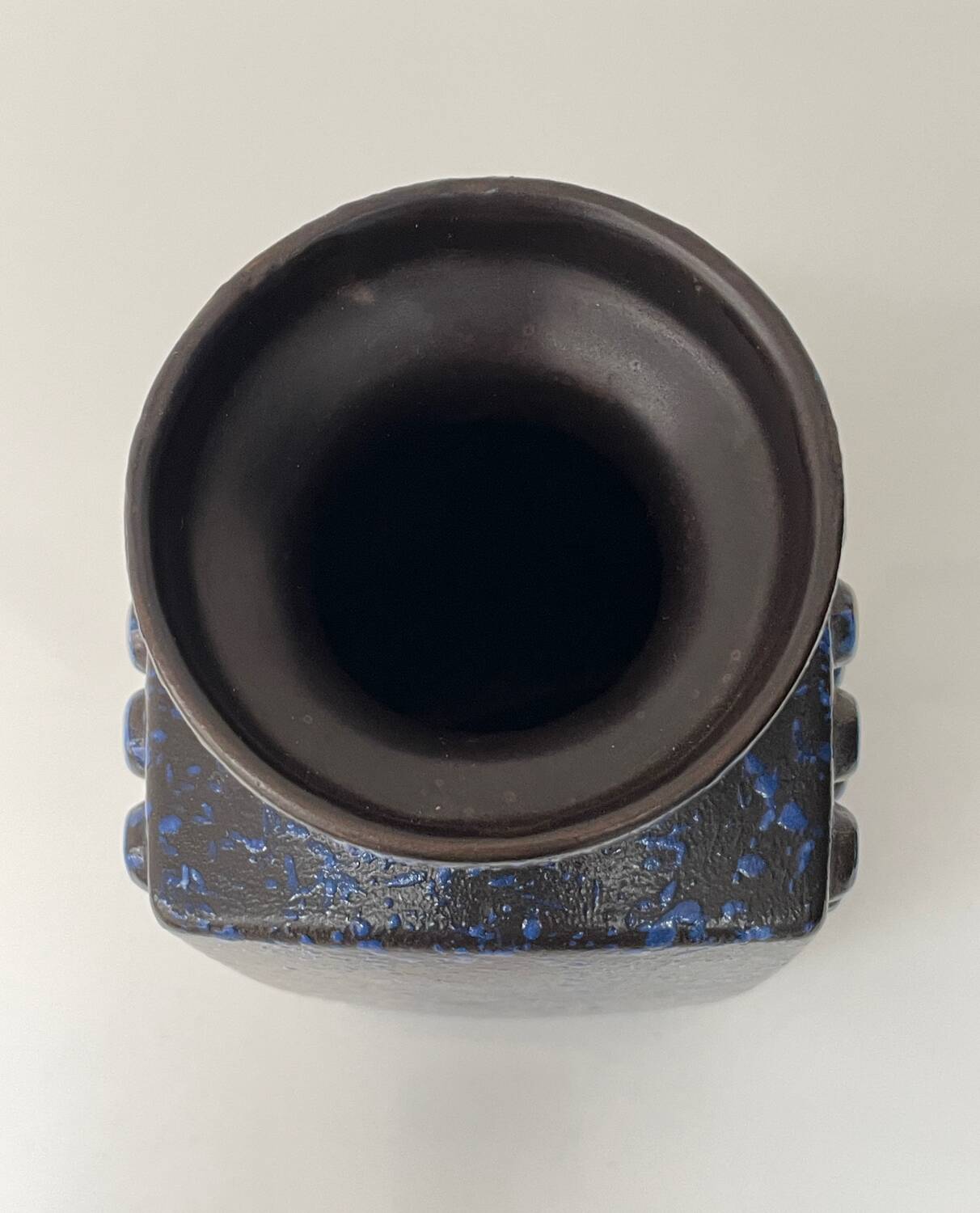 • Brutalist ceramic vase West Germany 1970s