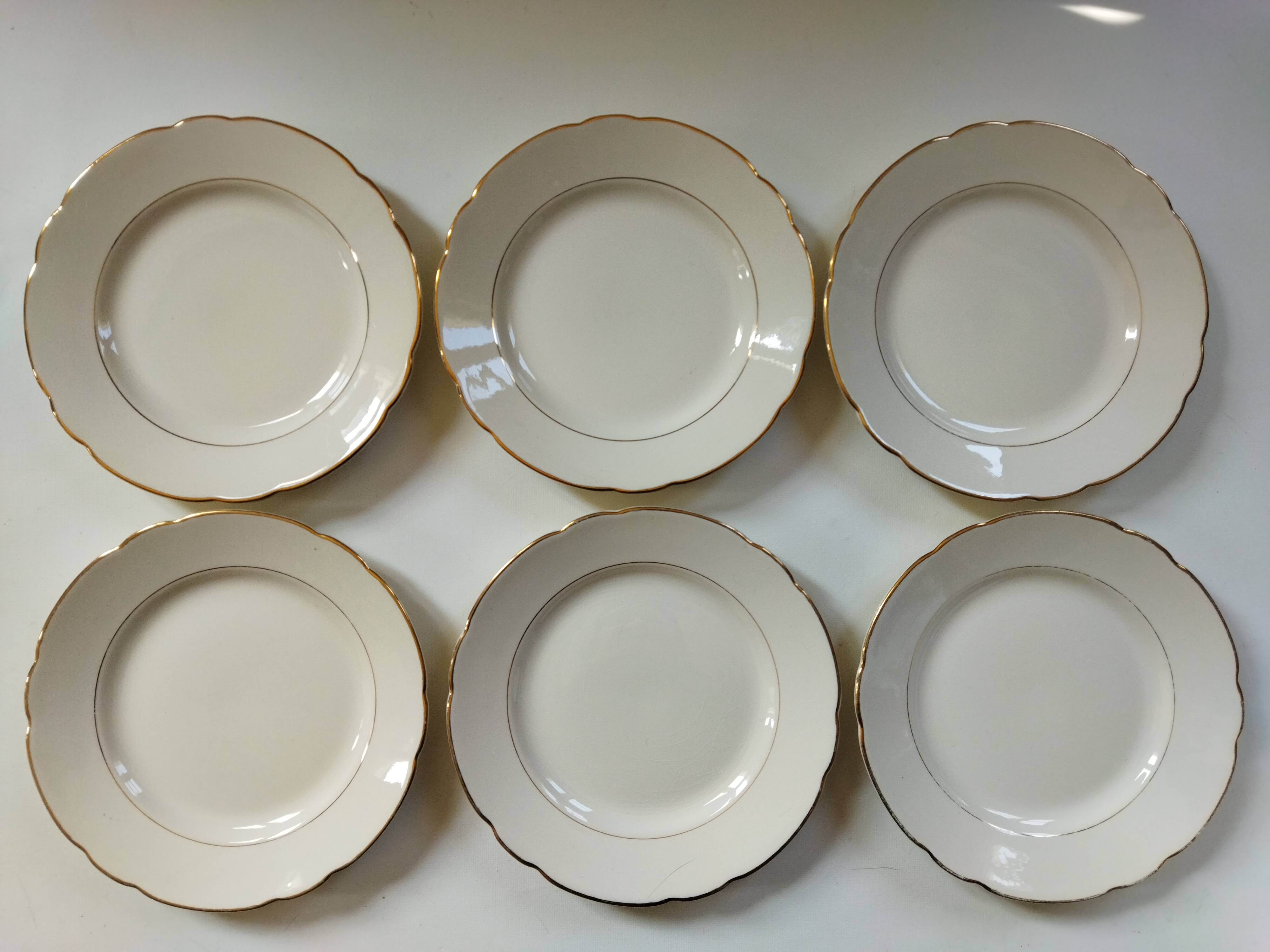 6 Villeroy & Boch Mettlach ivory and gold dessert plates