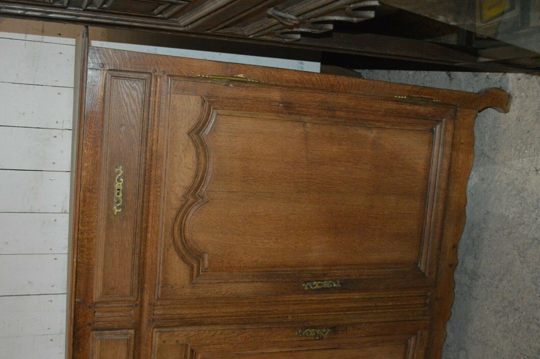 Oak buffet