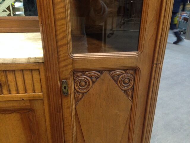 Art deco dressing table