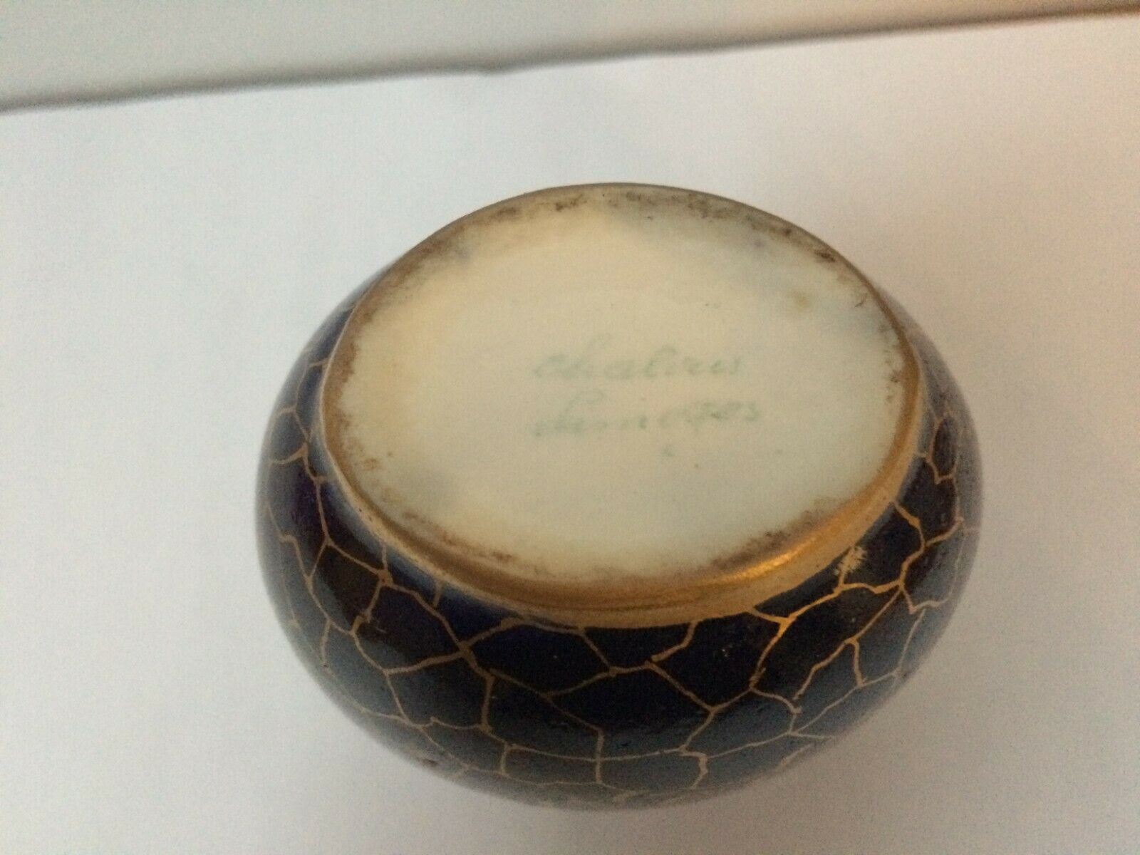 Vase in Limoges Chalais oven blue and gold