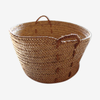 Panier a linge tressé en paille vintage