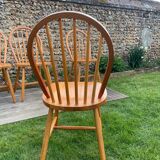 4 Scandinavian chairs in light wood