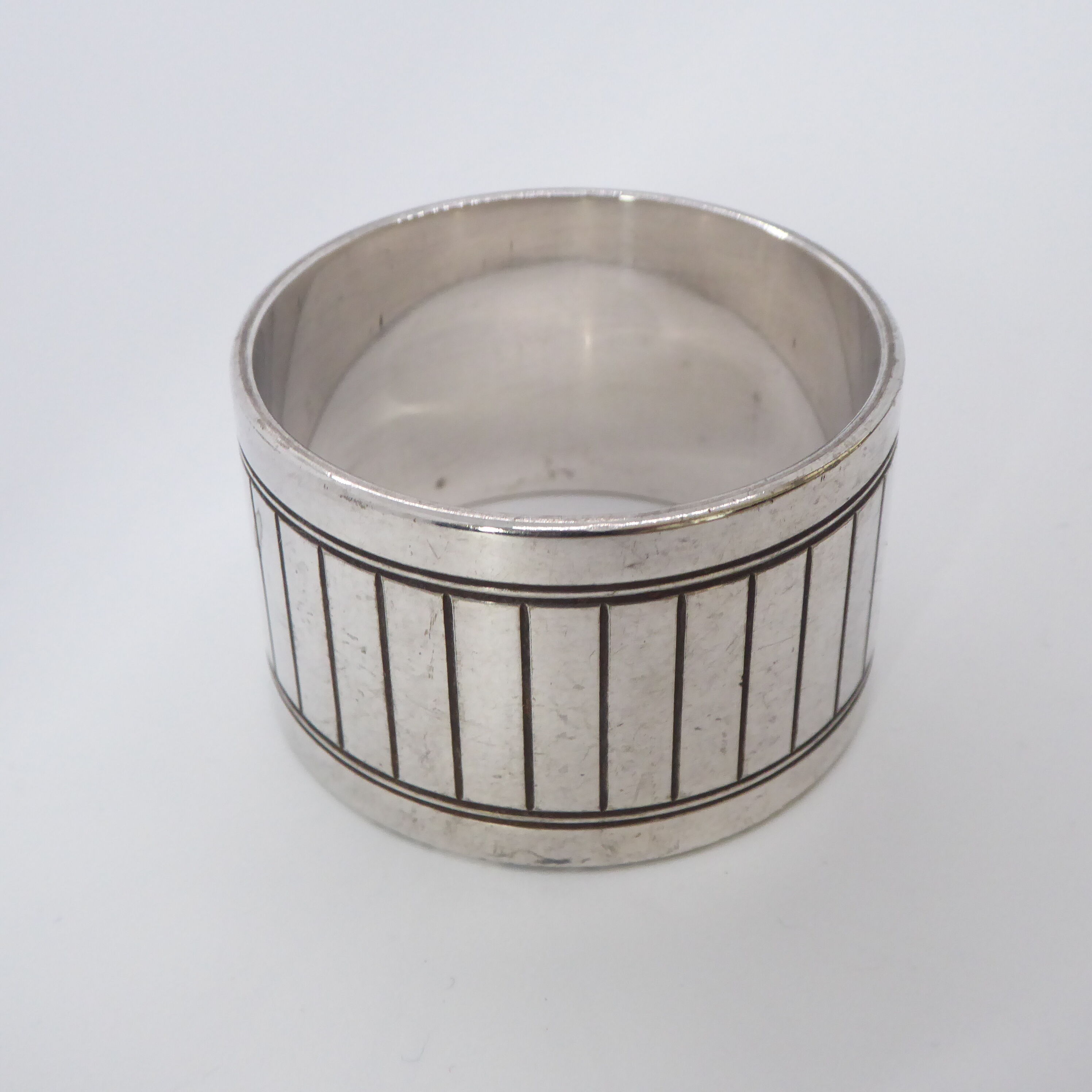 Christofle towel ring in silver metal