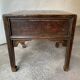 Paire de tables de chevet chinoises