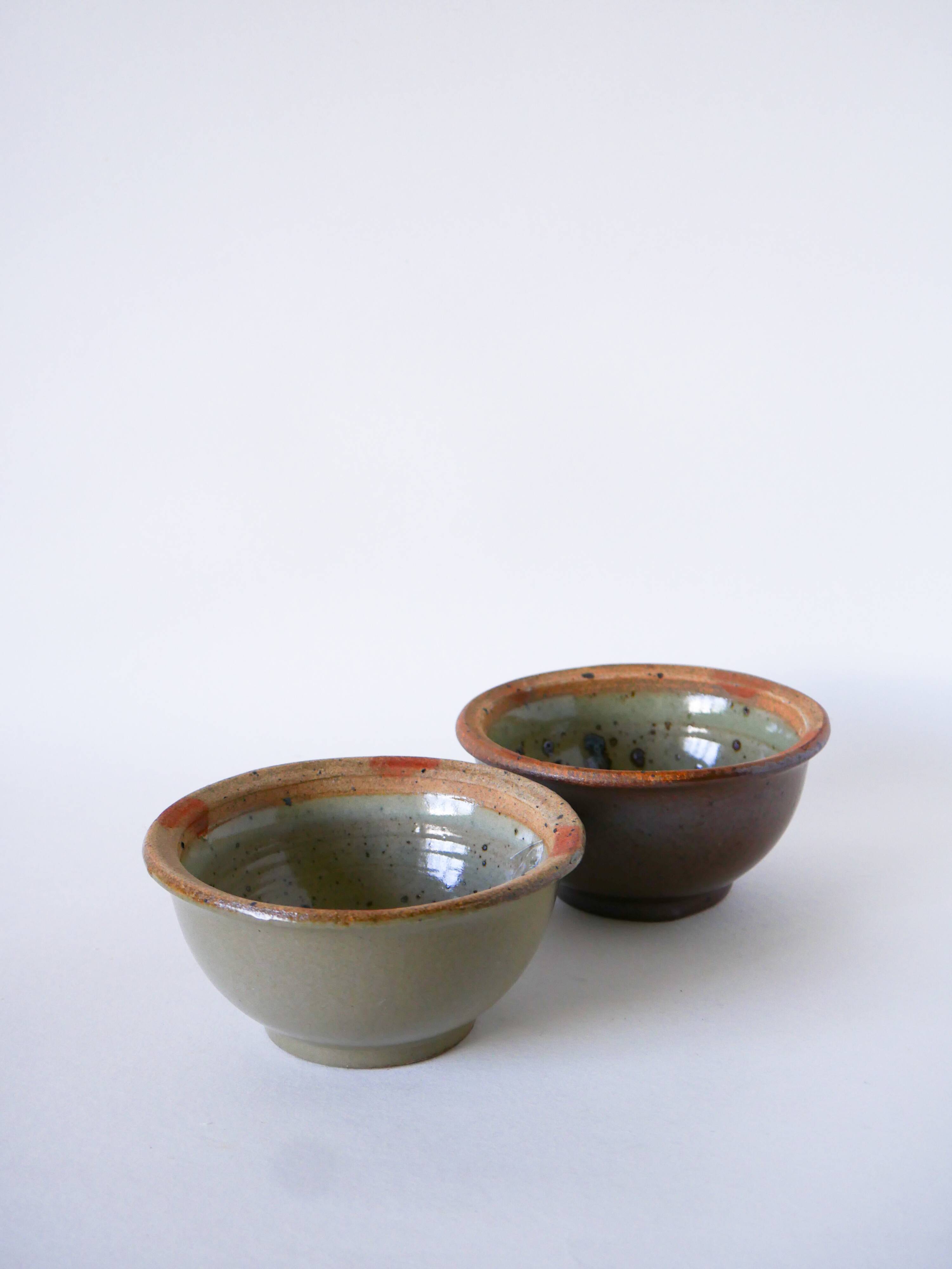 Pair of glazed stoneware bowls, 1970