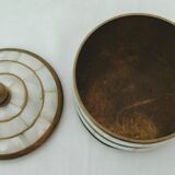 Round box in copper and mother-of-pearl