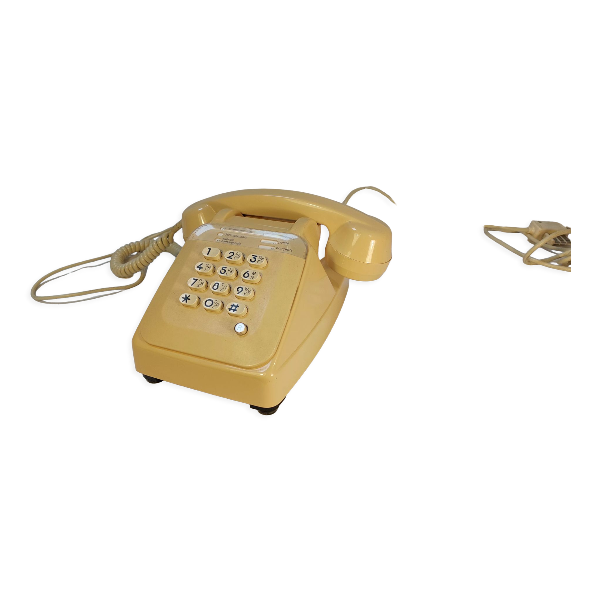 Vintage phone with socotel s63 ivory keys