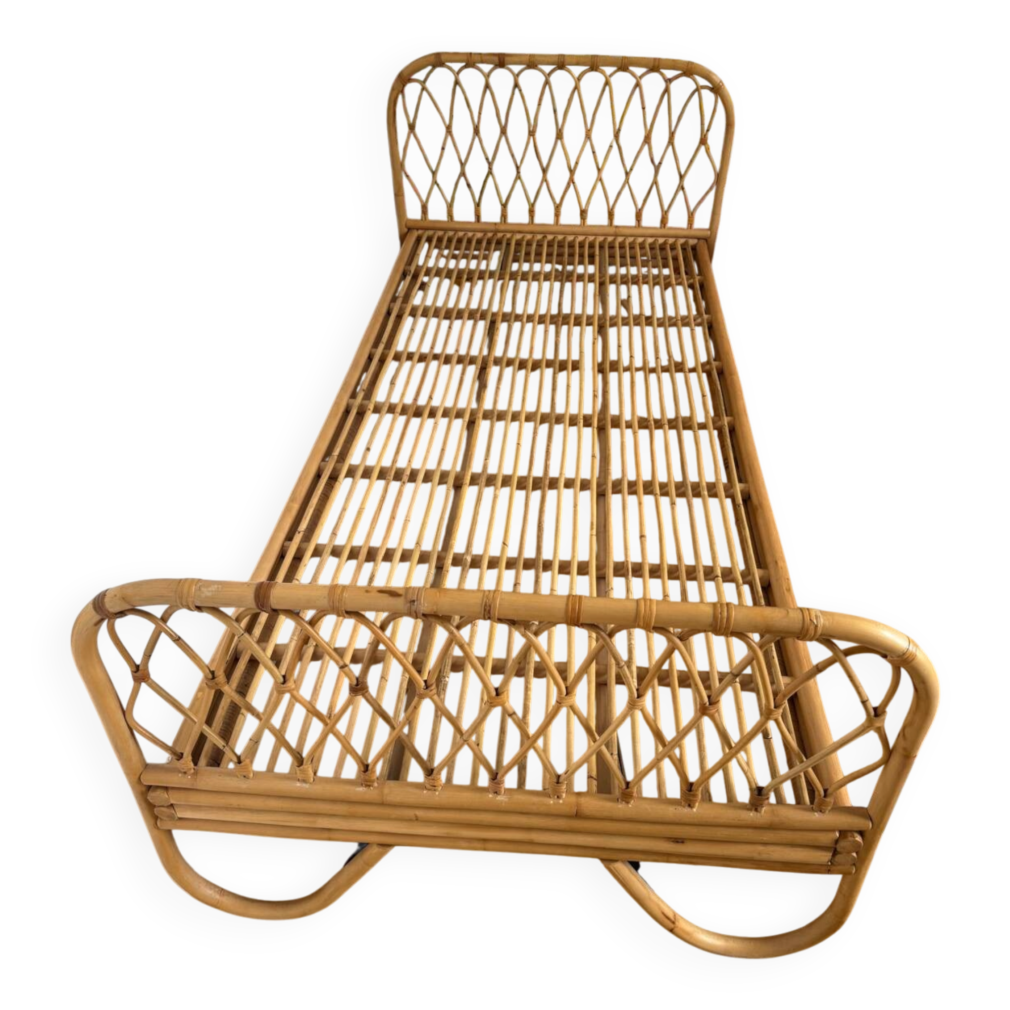 Rattan children's bed