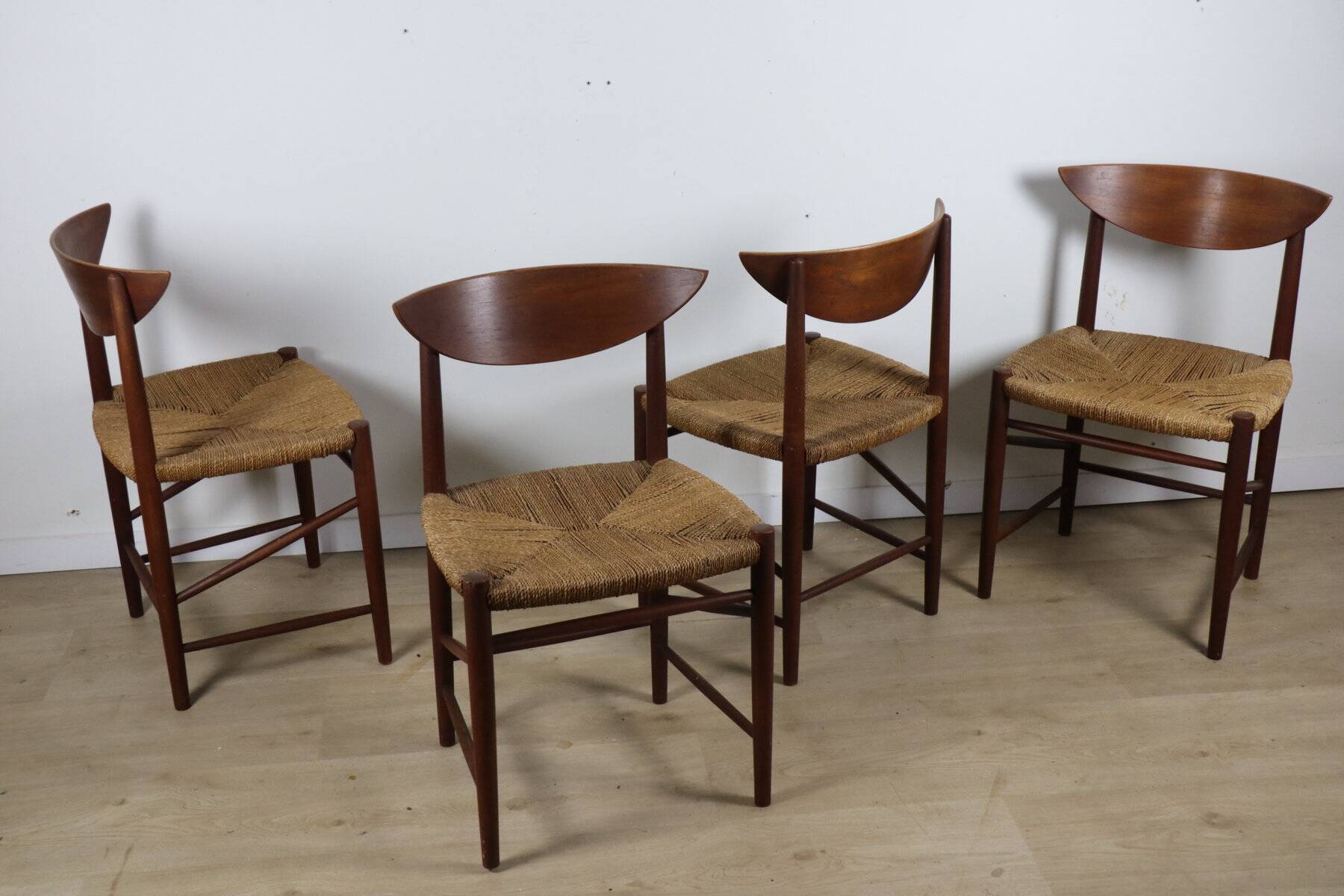 Set of 4 Scandinavian chairs by Peter Hvidt – teak & cord – 1960s