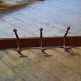 Wall coat rack with 5 hooks