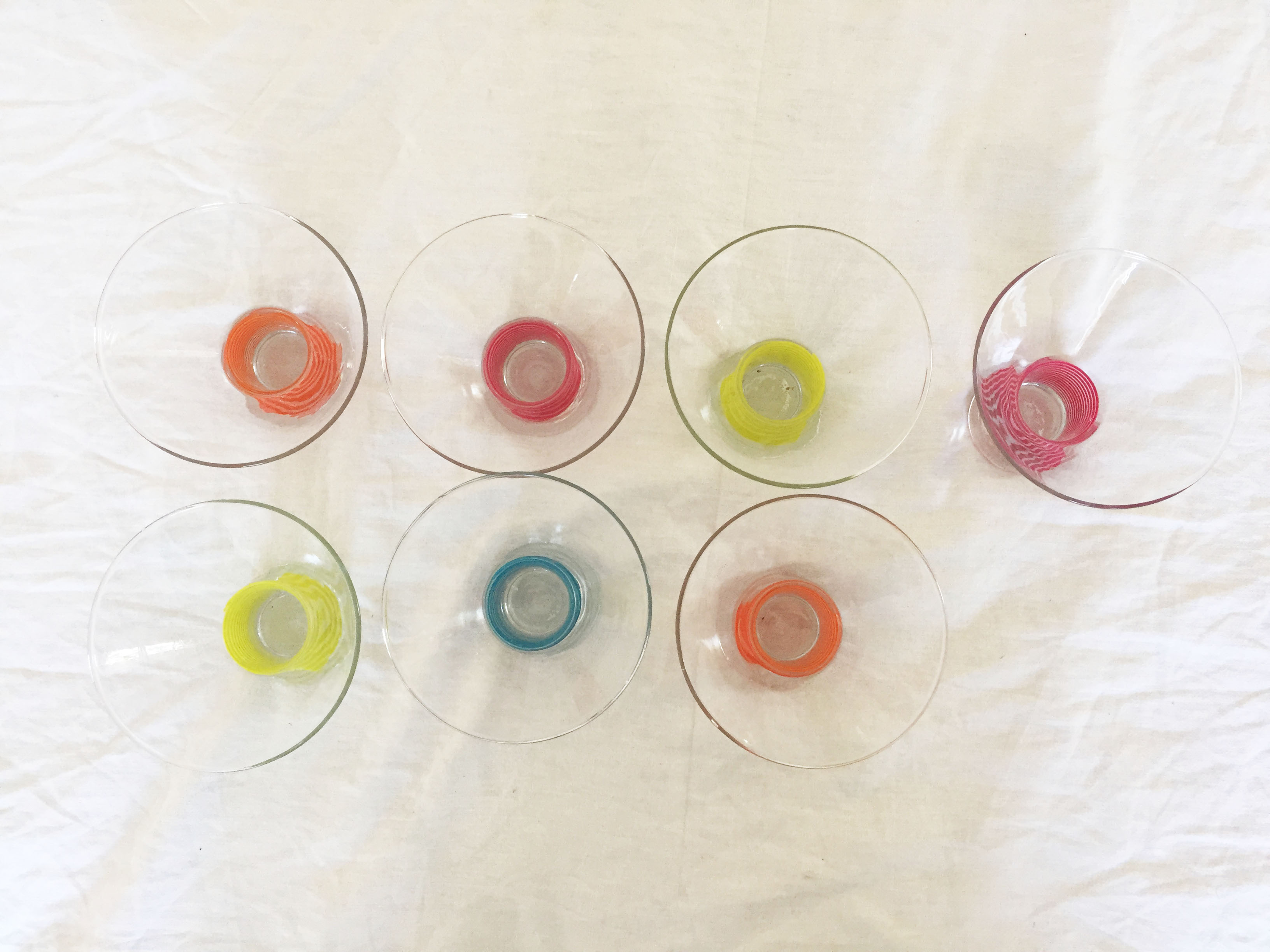 Set of 7 ice cream bowls