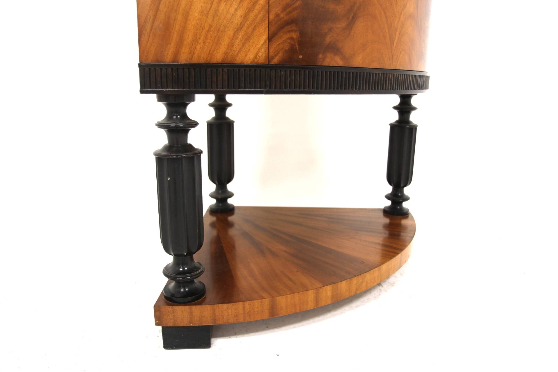 Scandinavian mahogany cabinet, Reiners, Mjölby, Swedish Modern, Sweden, 1930