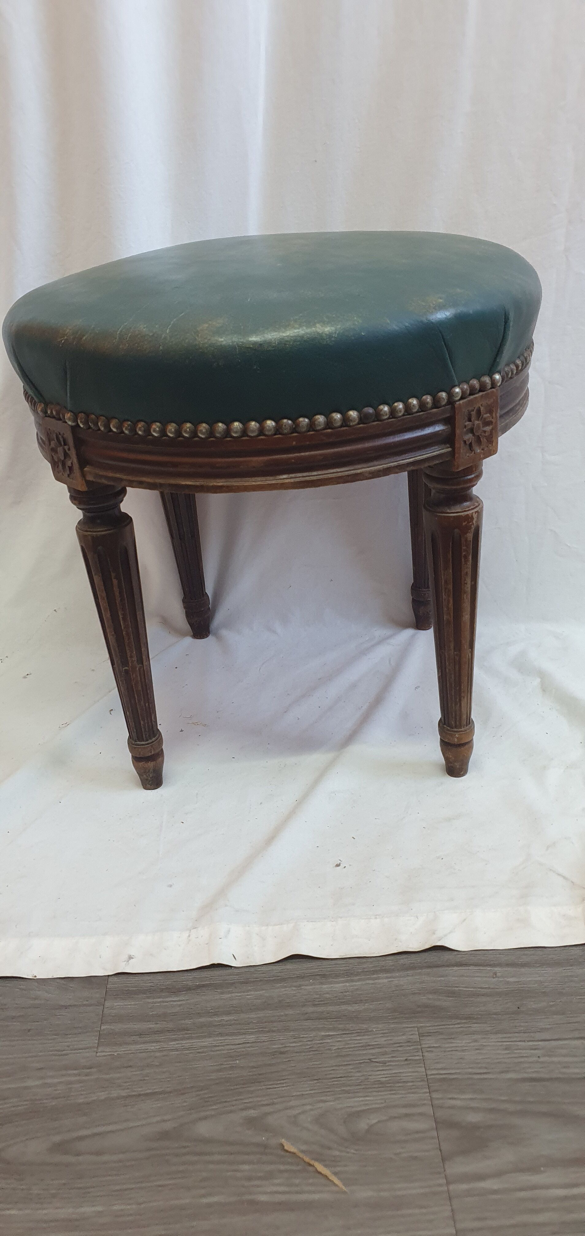 Bar leather stool