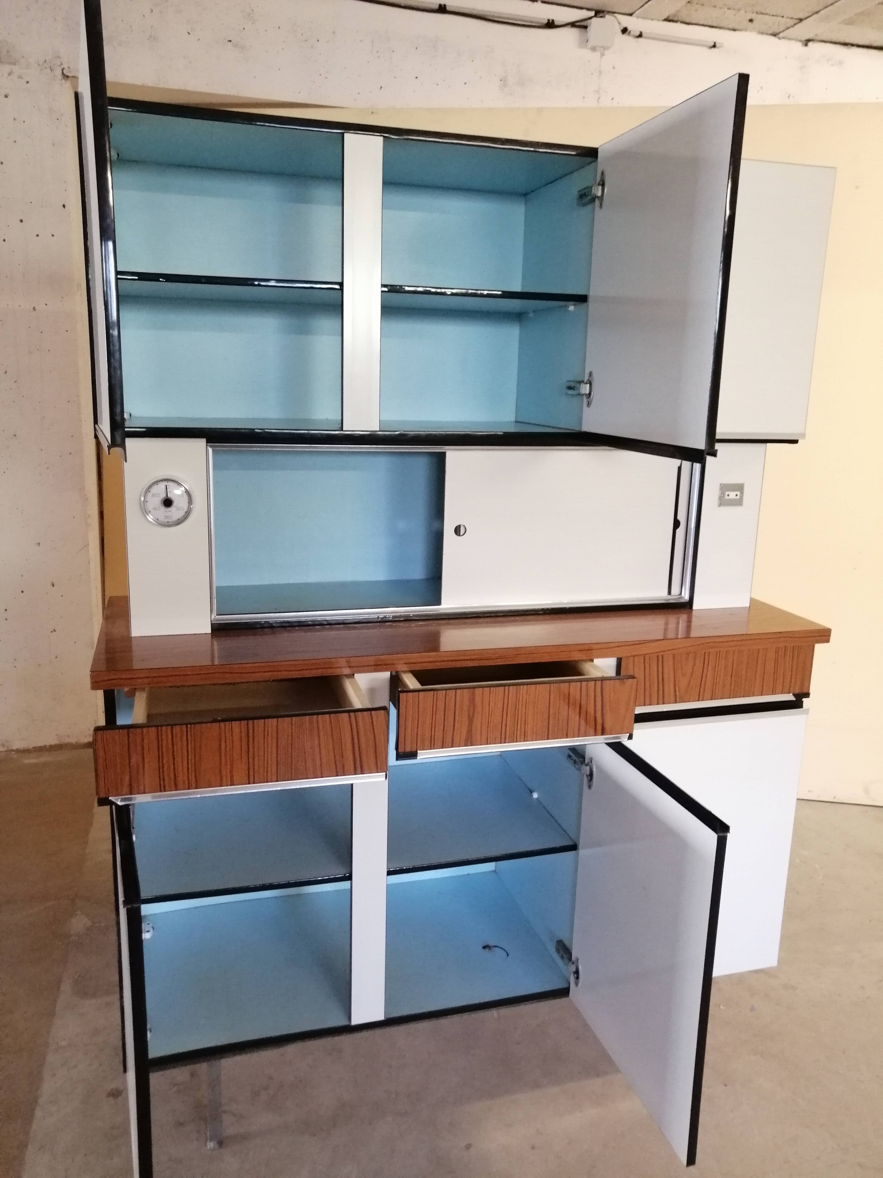 Kitchen buffet in formica