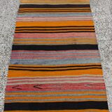Tapis d’orient.262x85 cm