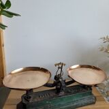 Cast iron scale copper trays