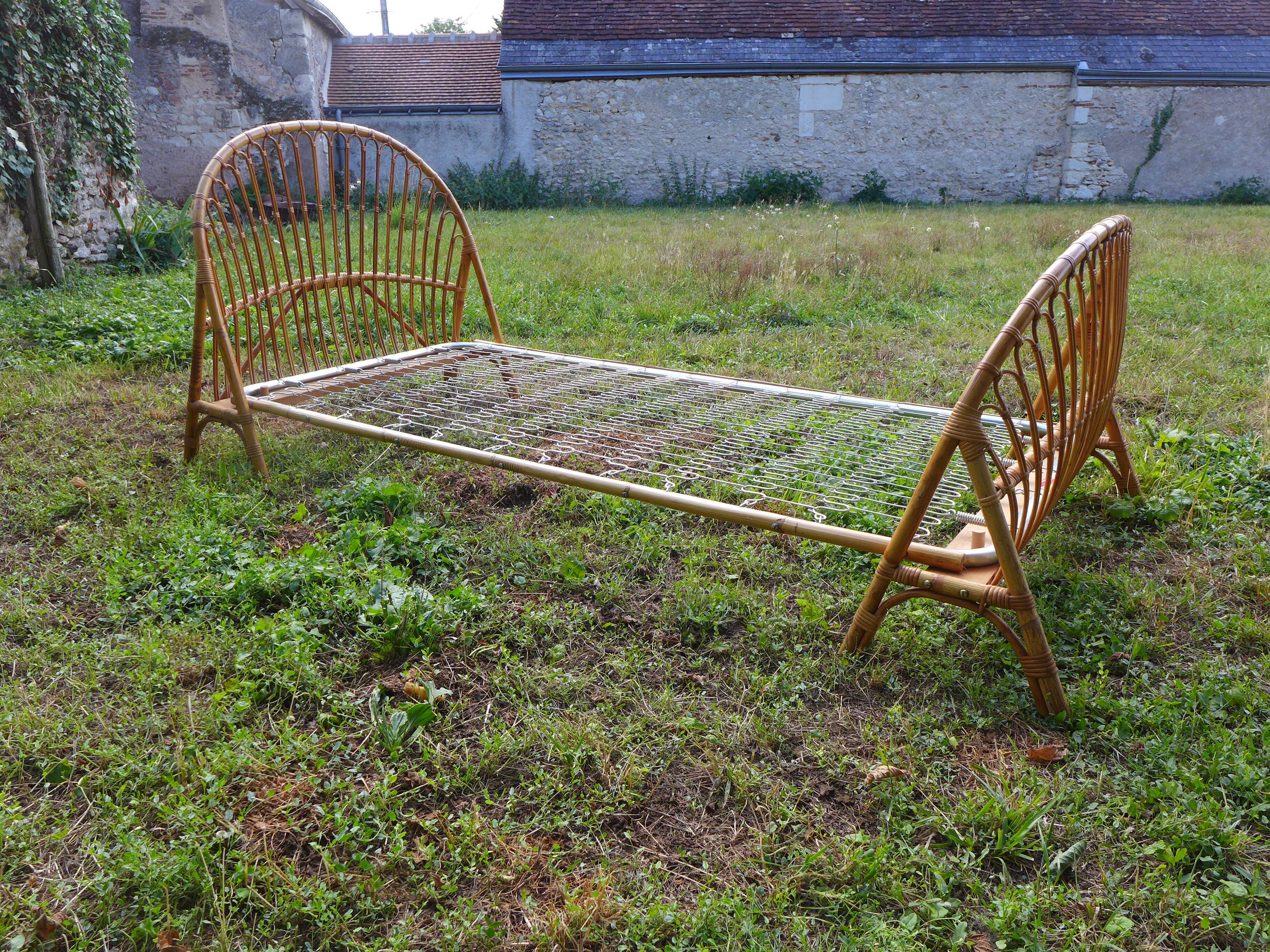 Vintage rattan bed 90X190